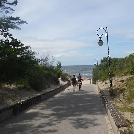 住宿加早餐酒店 Emilia 3*